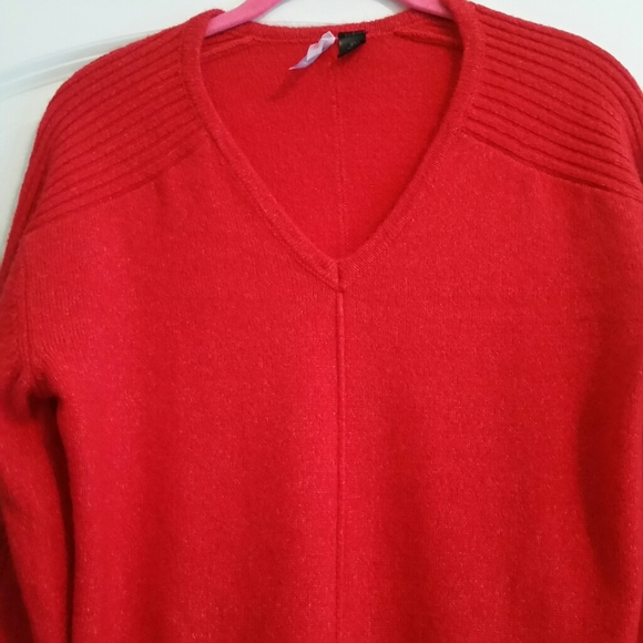 Love by Design vneck tunic sweater. Red. - Picture 2 of 3
